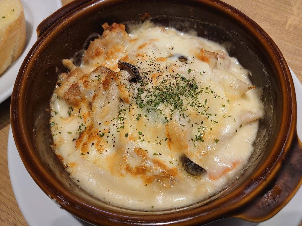 カフェ＆レストラン うふふ 福重店