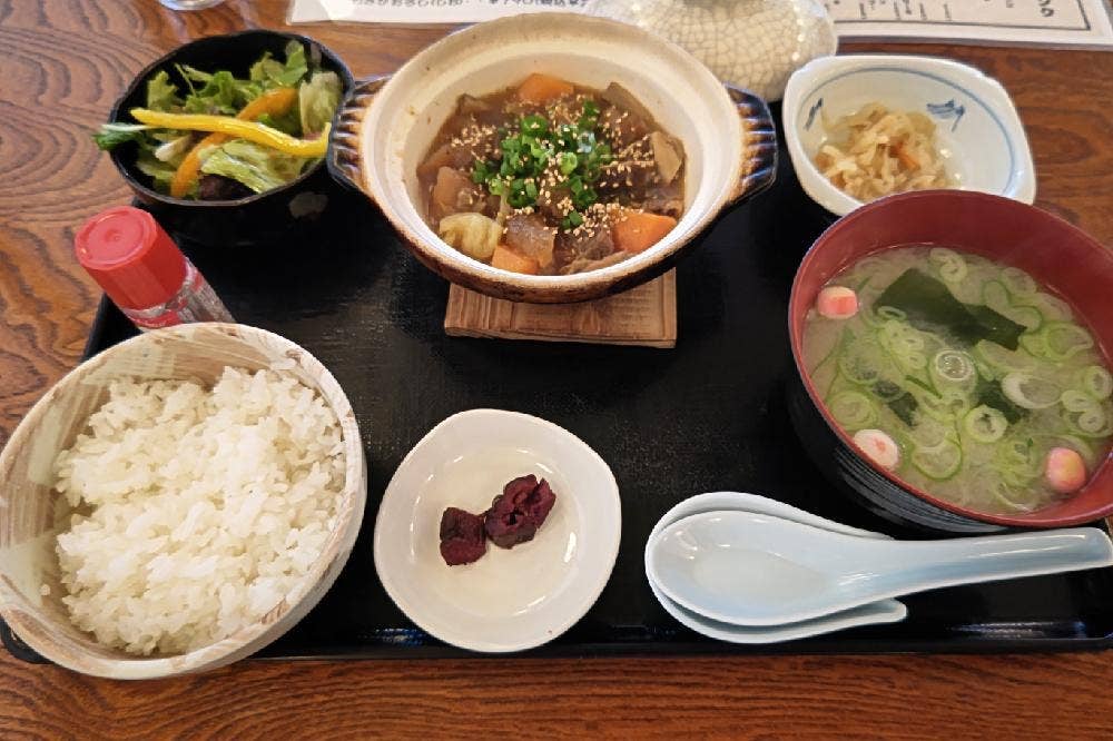 大衆食堂 田ざわ