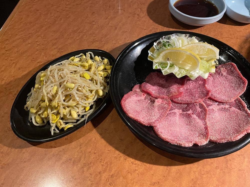 炭火焼肉 七輪 箕面小野原店