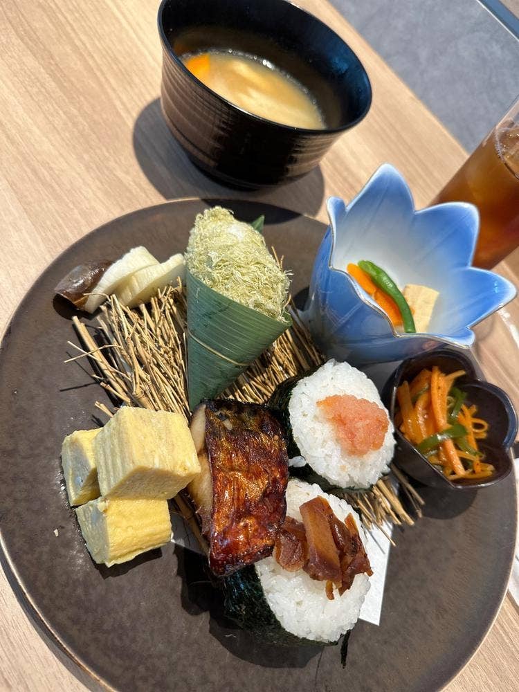 お結びサンド anna