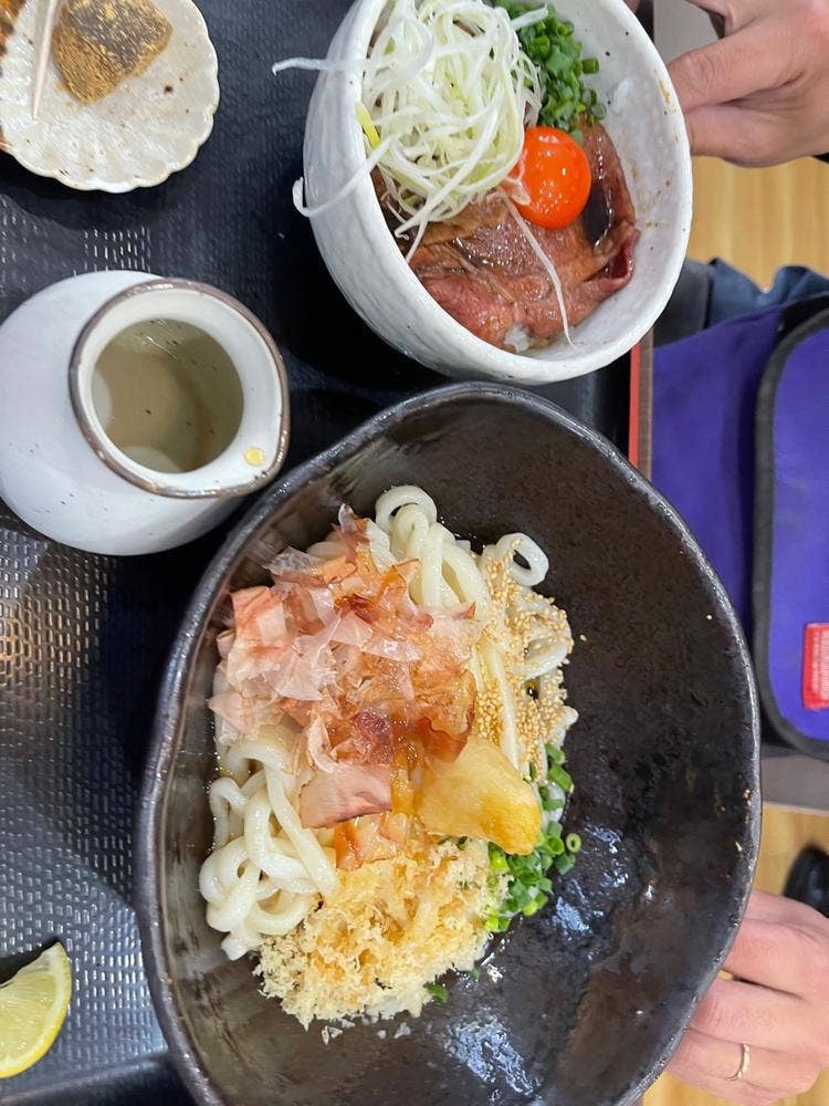 讃岐のおうどん 花は咲く 新宿戸山店