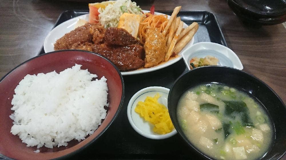 角屋食堂