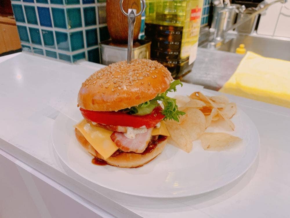 ザ・ステーション カフェバー