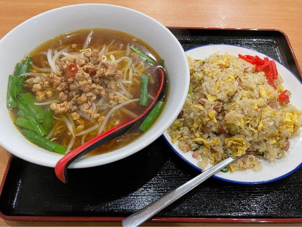 中華料理 美味館