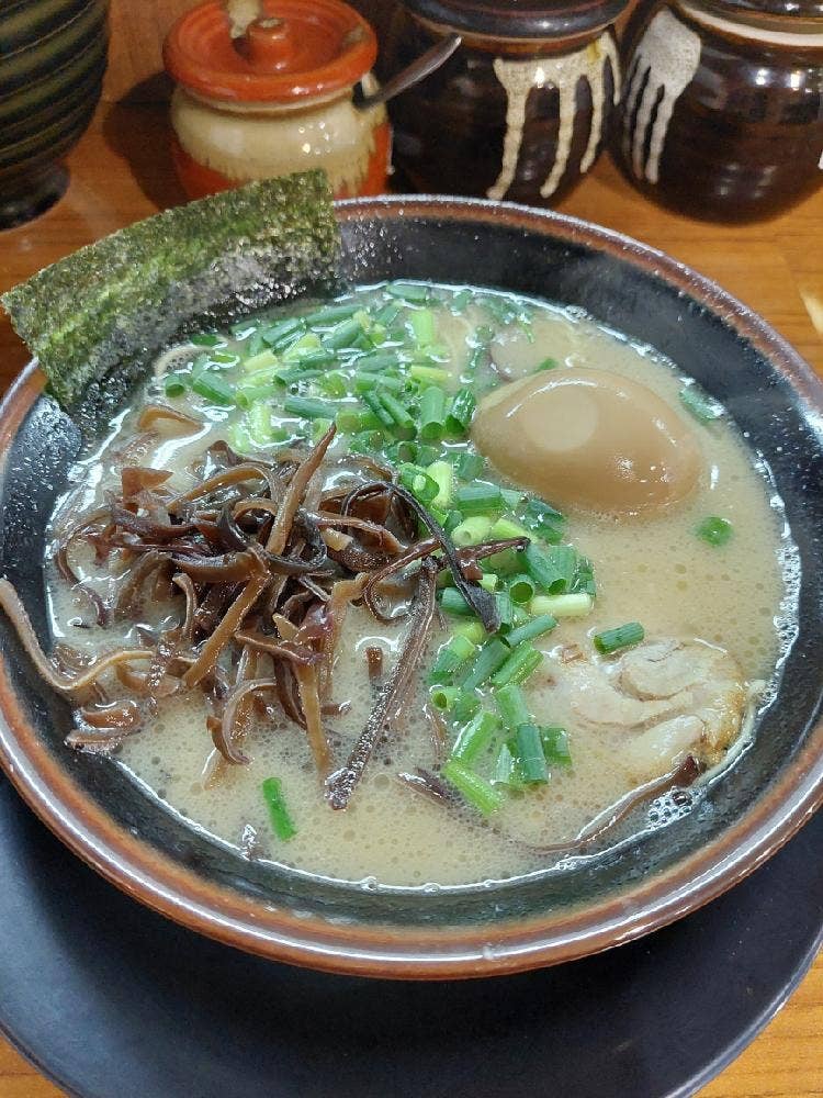 博多長浜らーめん ぼたん 大塚本店