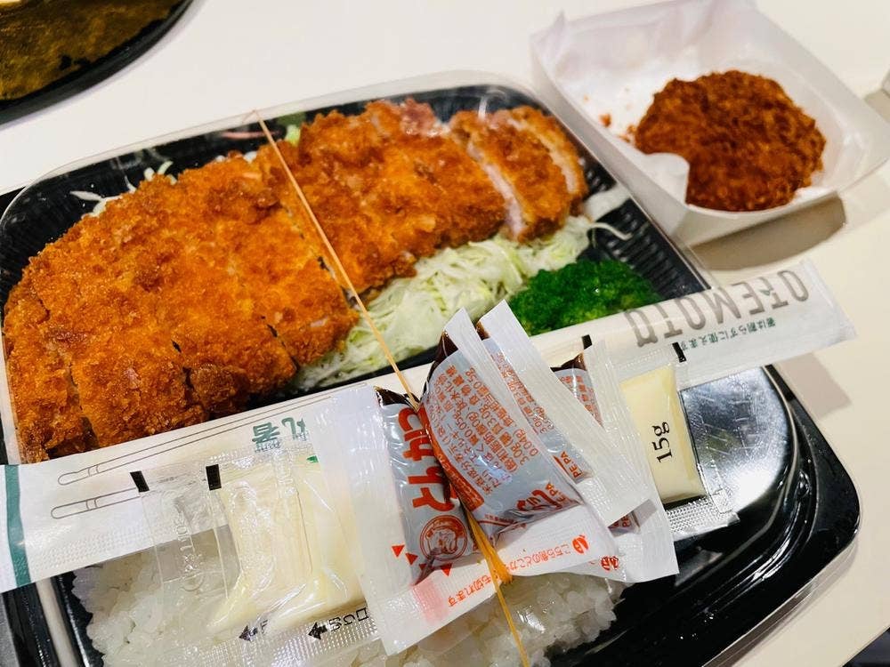 コロッケと... 神戸 水野家 ミント神戸店