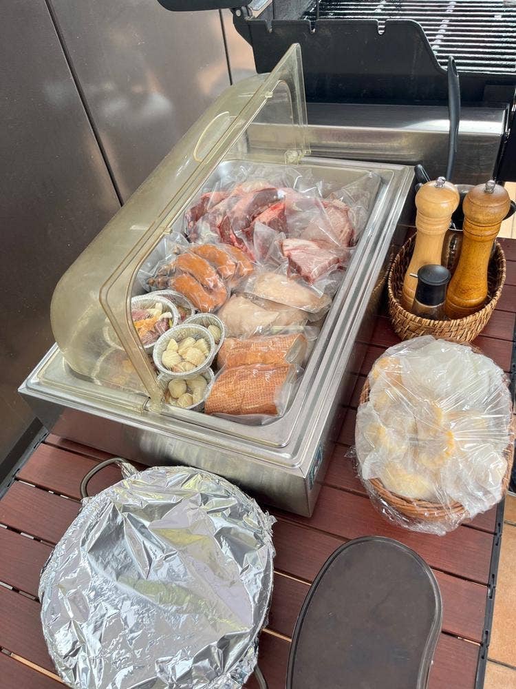 スリーモンキーズカフェ 横浜関内店