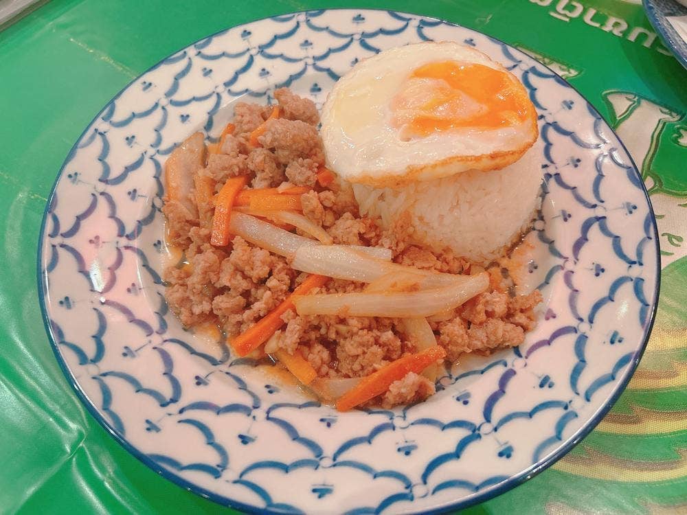 タイ政府公認 タイ料理 アロイチンチン
