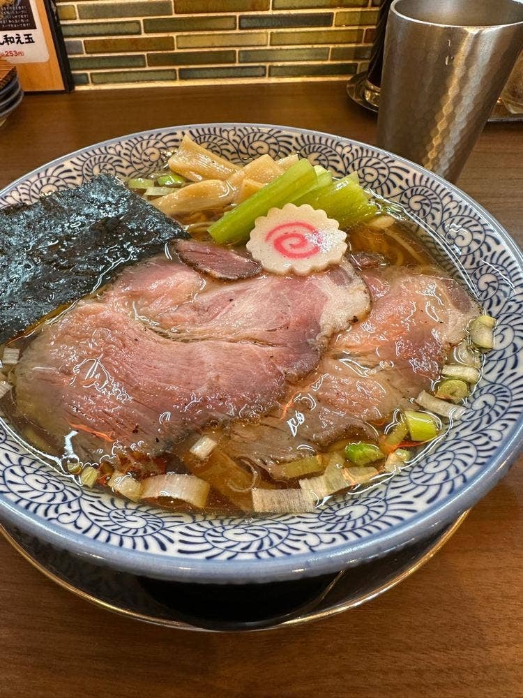 肉中華そば 赤シャモジ 桜木店