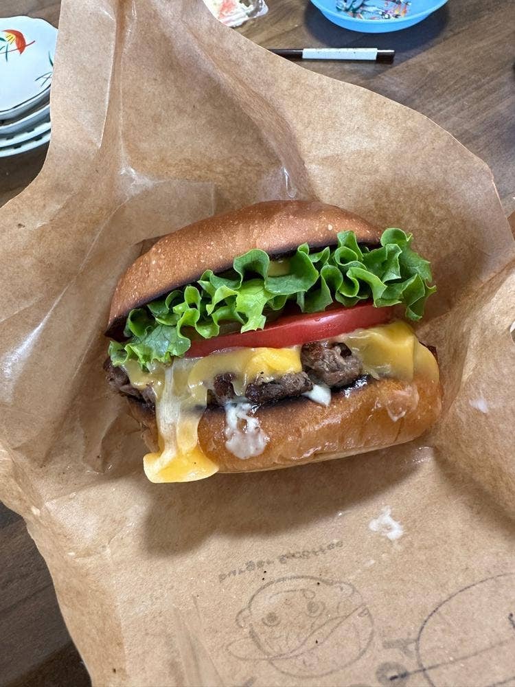 FLY BOY BURGER &COFFEE