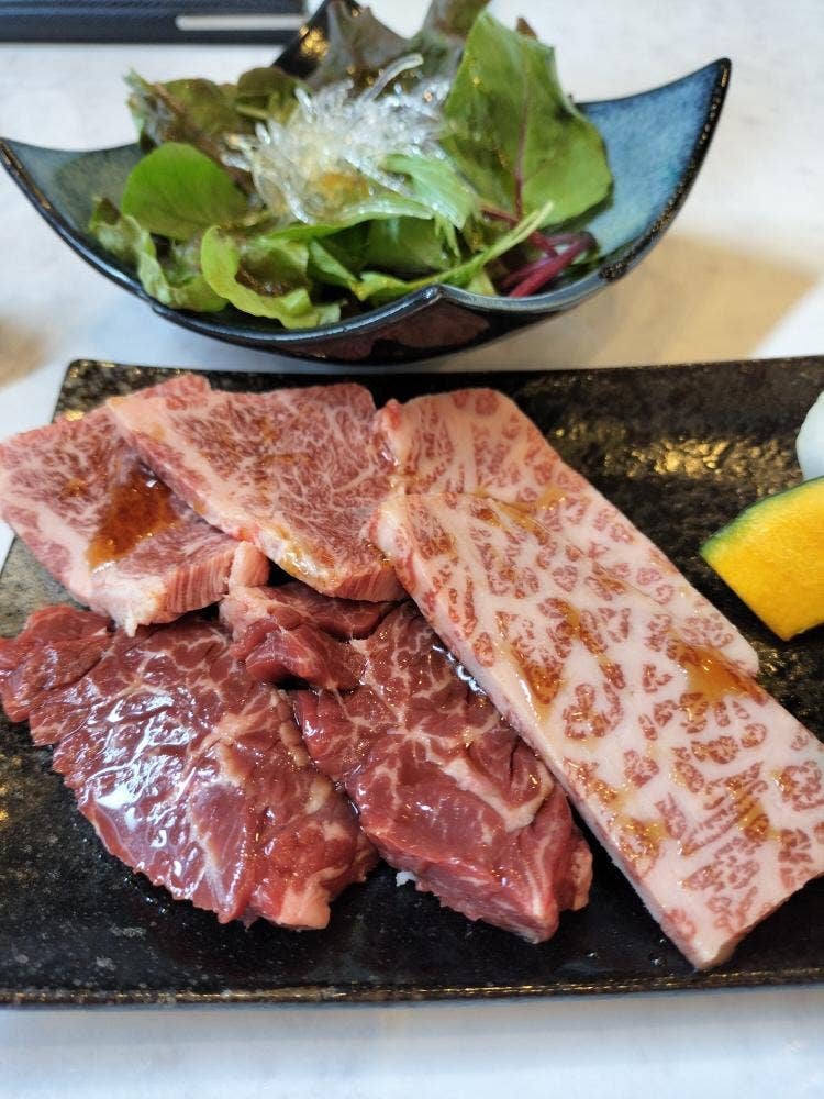 ヤキニクマニア 2号店