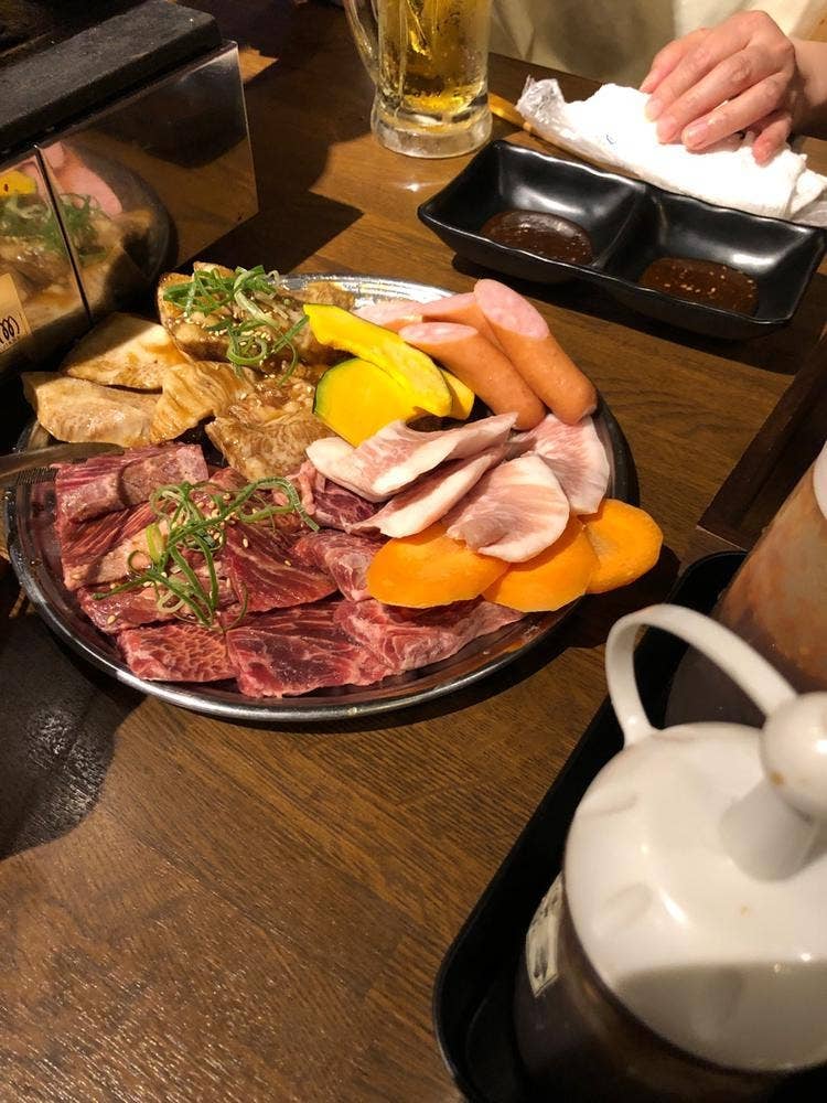 焼肉酒場 幸舞