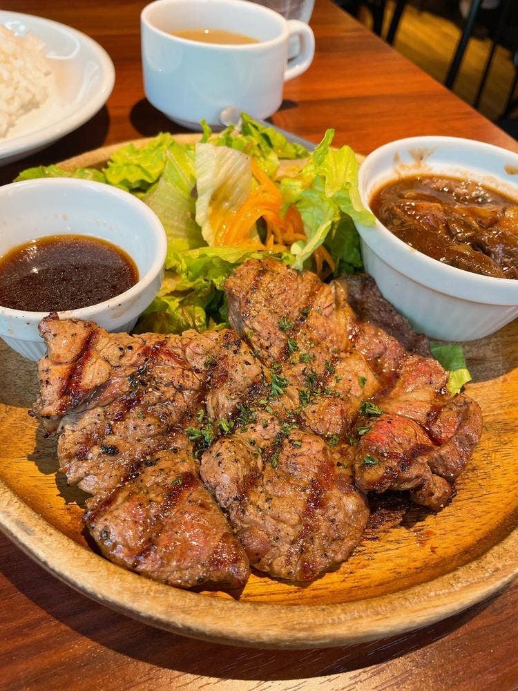 Steak&wine Bistro Brown