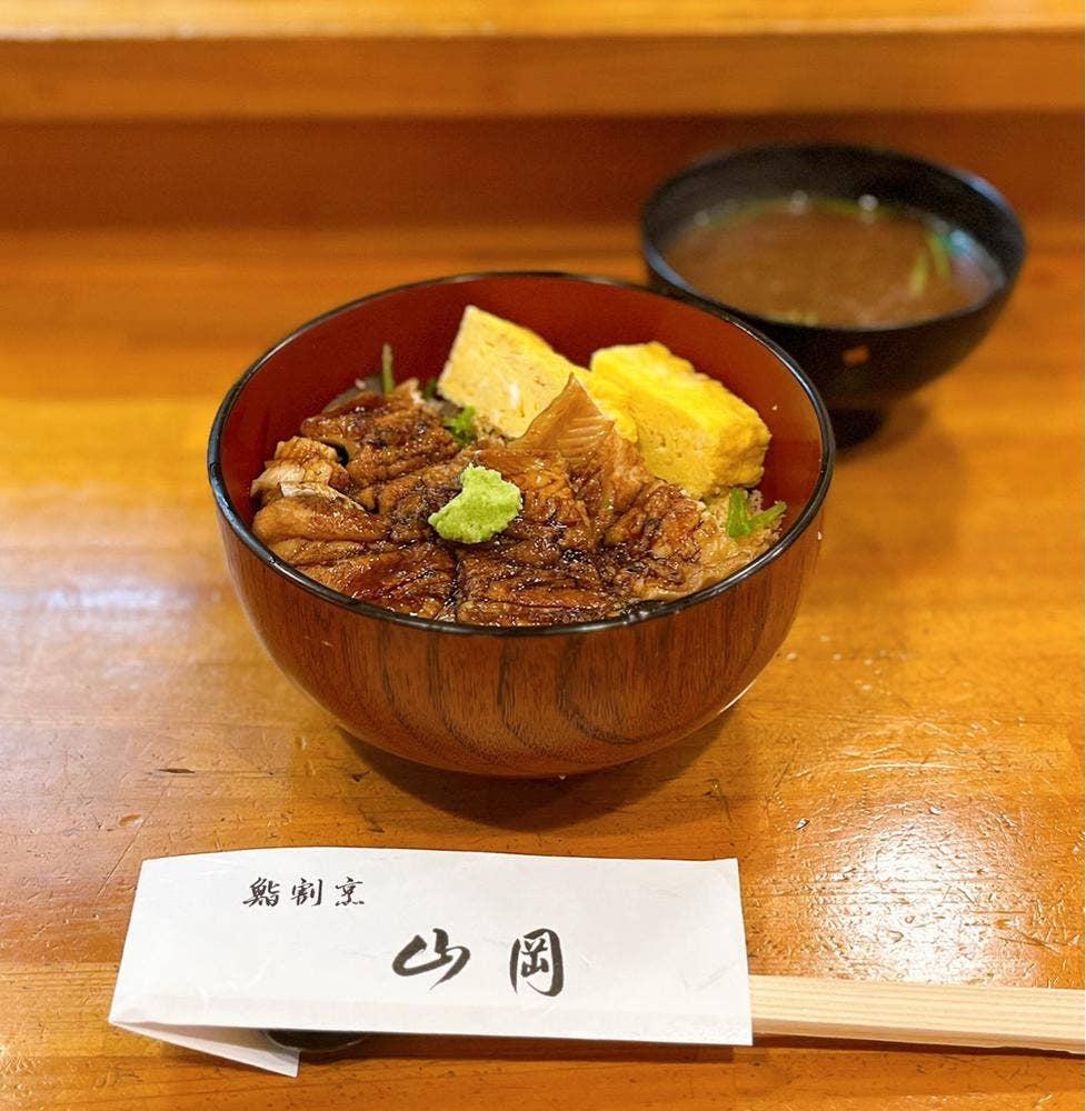 鮨割烹山岡