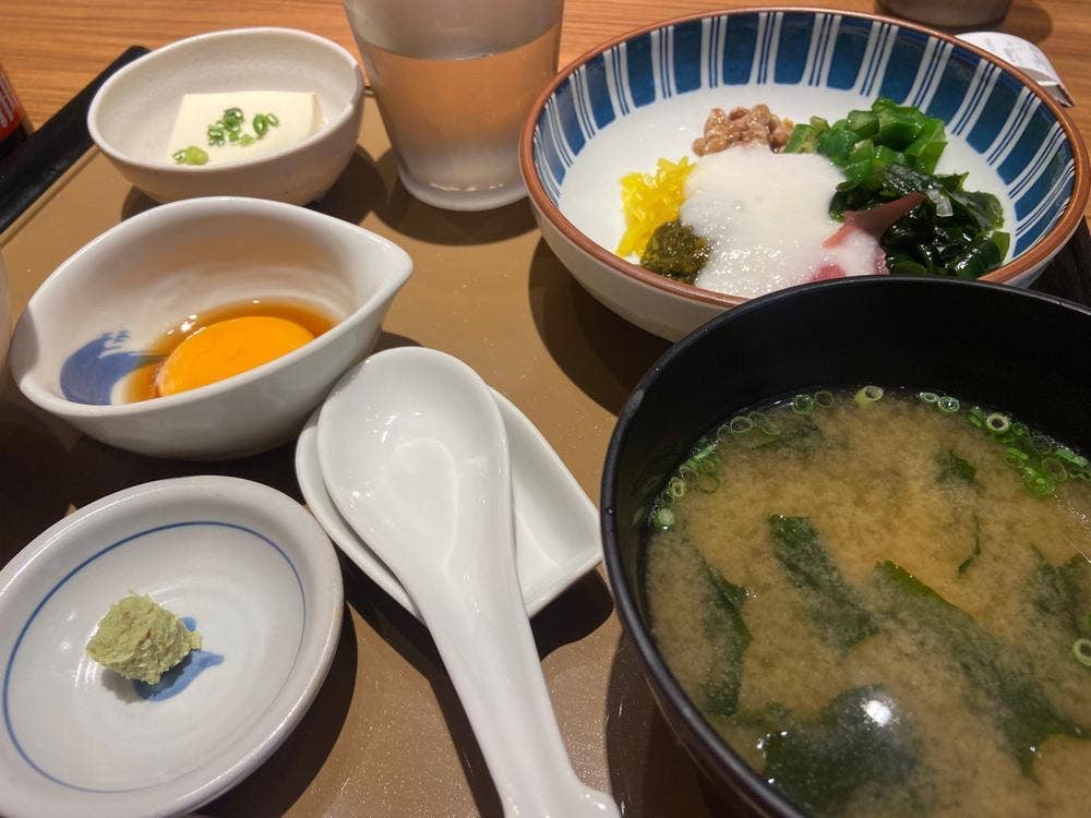 やよい軒 内本町店