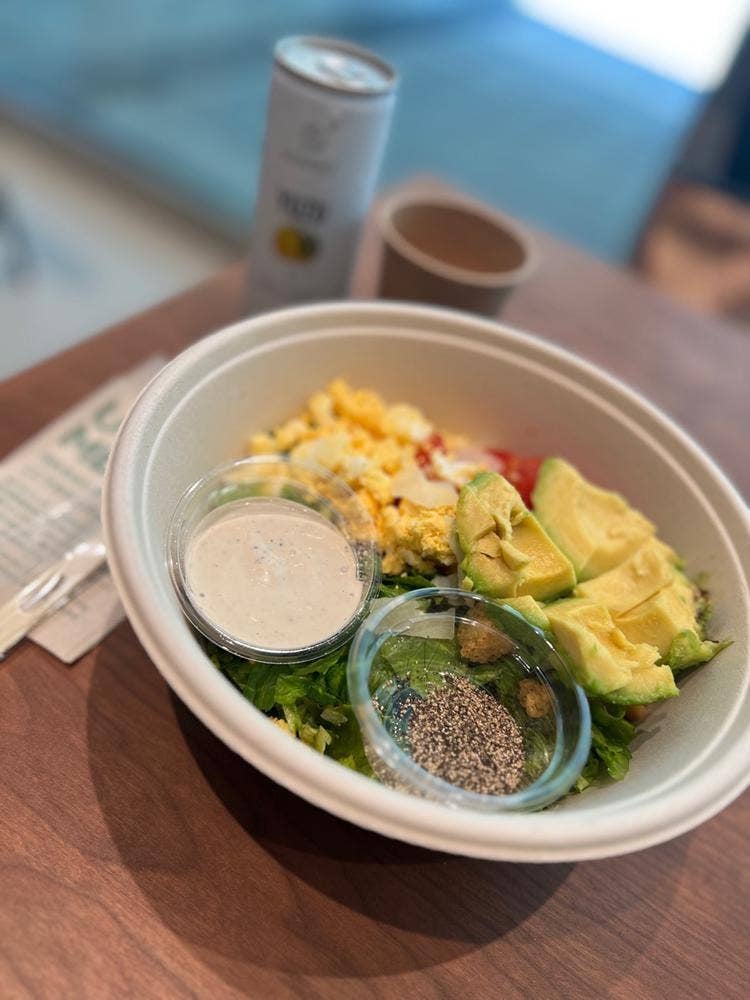 CRISP SALAD WORKS みなとみらい店