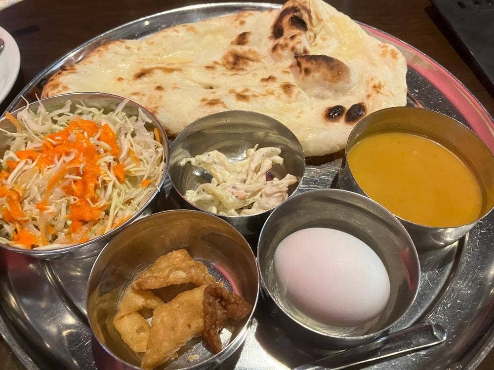 インドカレー デヴィ DEVI