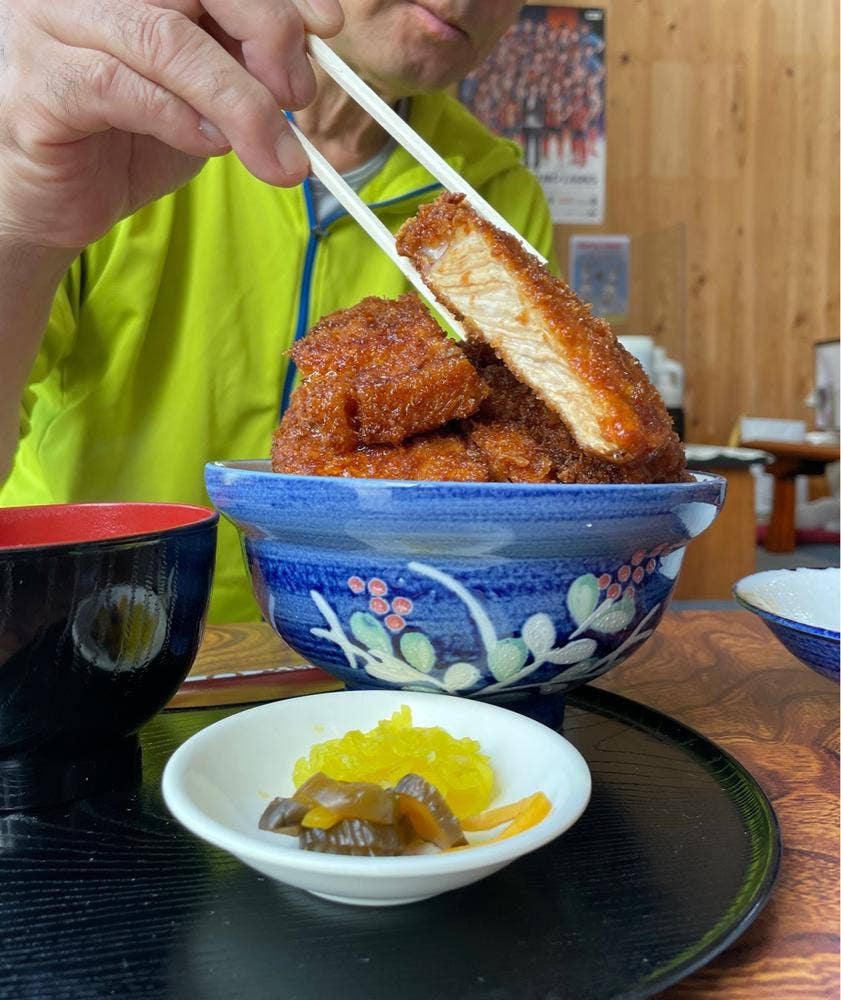 食事処 志をじ