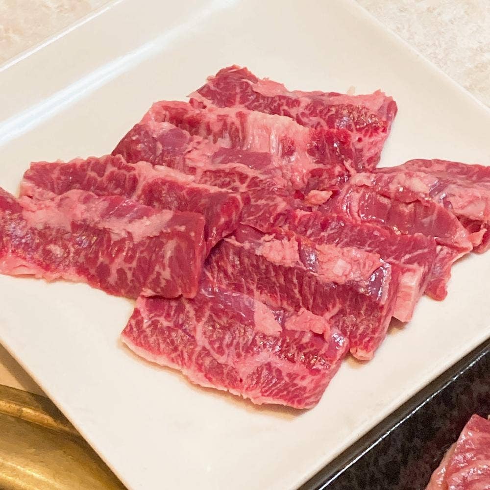 炭火焼肉 丸三