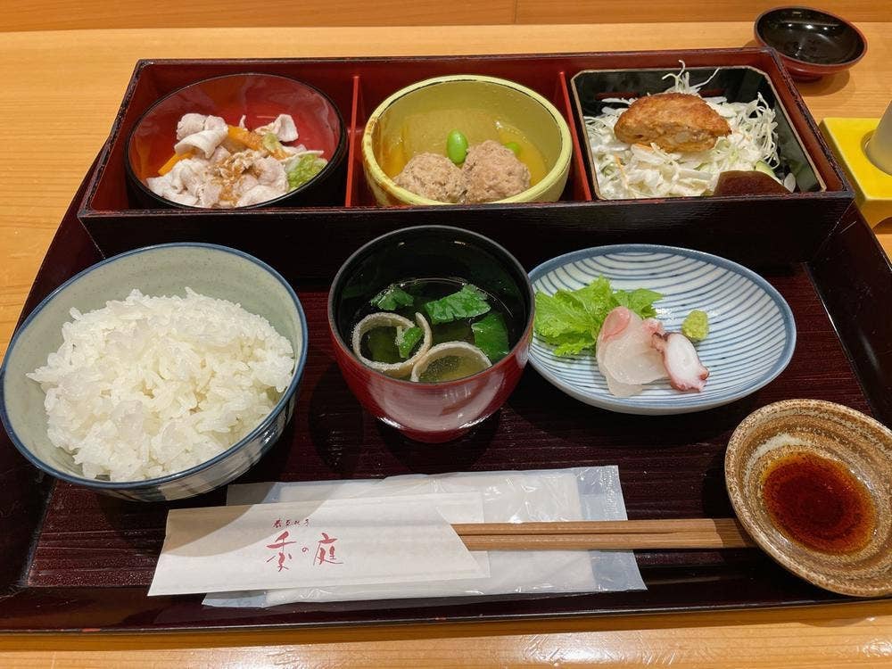 お酒 小料理 小鈴