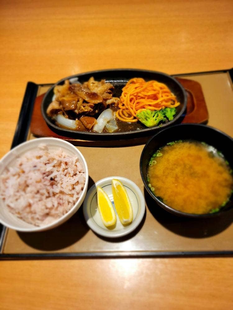 やよい軒 相模大野店