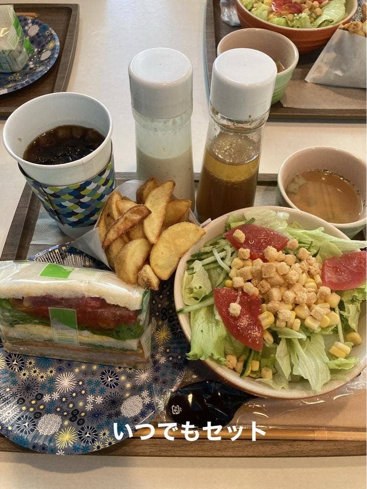 コウジ サンドウィッチ スズムラ