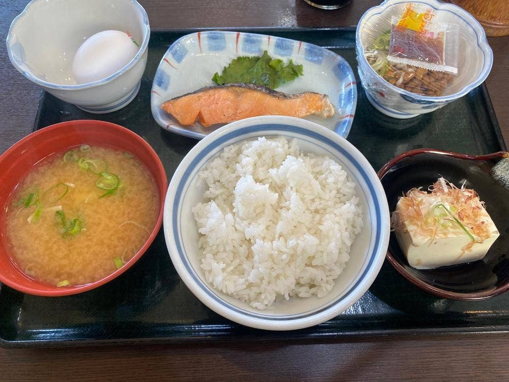 さかゐ食堂