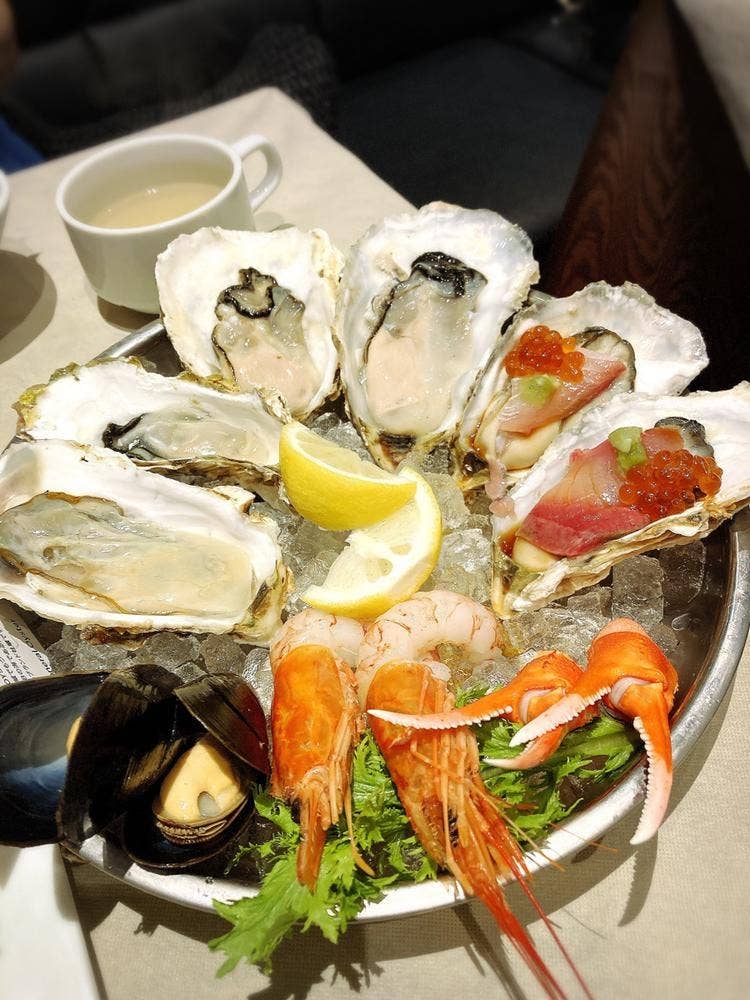 エミットフィッシュバー