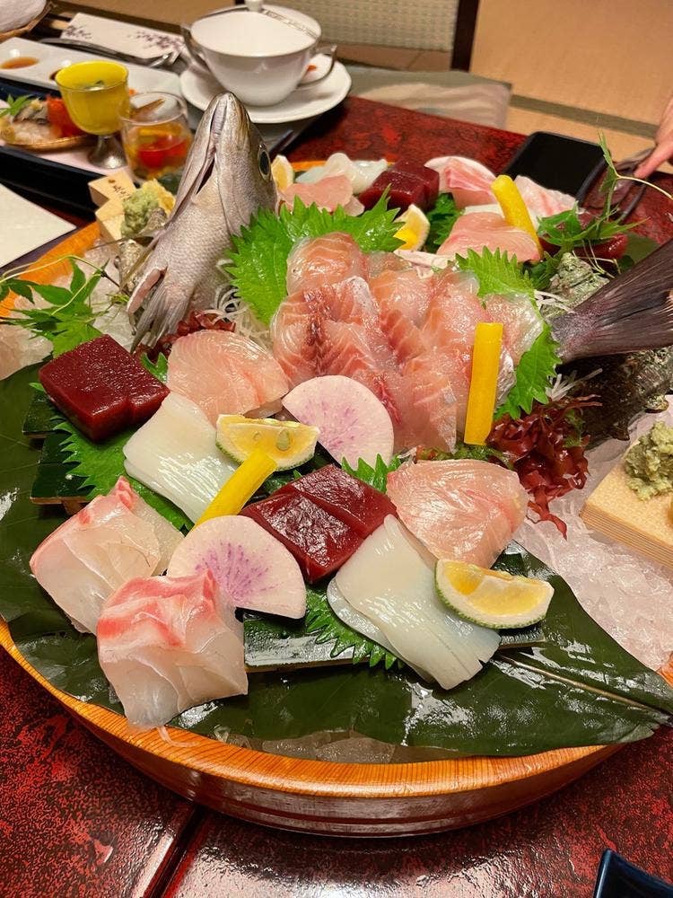 鴨川館