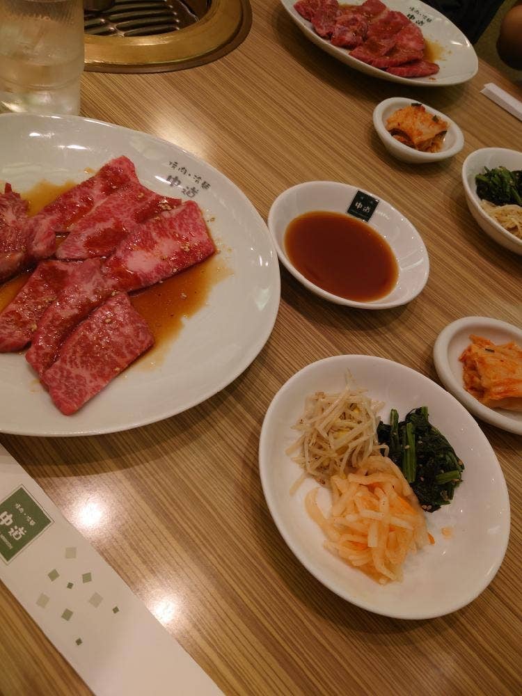 焼肉・冷麺 中道 本町店
