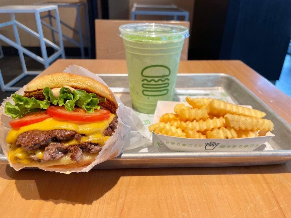 シェイクシャック 京都四条烏丸店