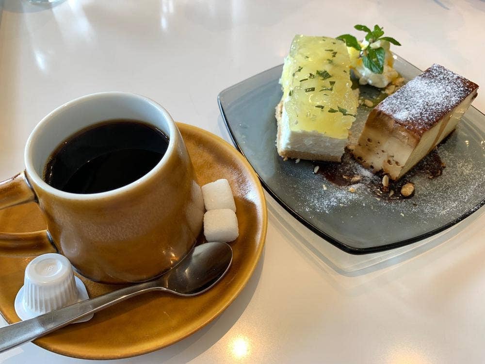 Cafe TUTU
