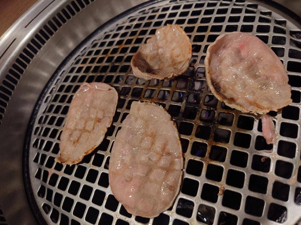 牛角 十三店