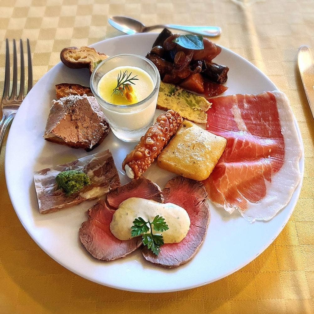 Trattoria Perbacco!