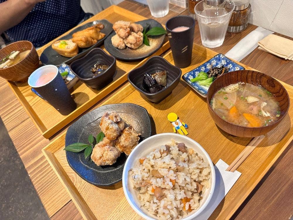 FUJI de 223 いなりと発酵カフェ