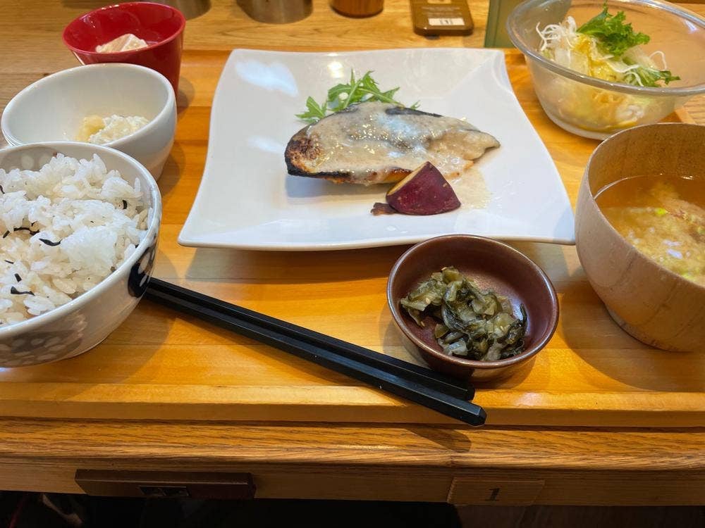 おぼんdeごはん エミオ石神井公園店