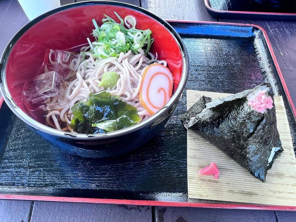 ヨッテカーレ城端 軽食コーナー