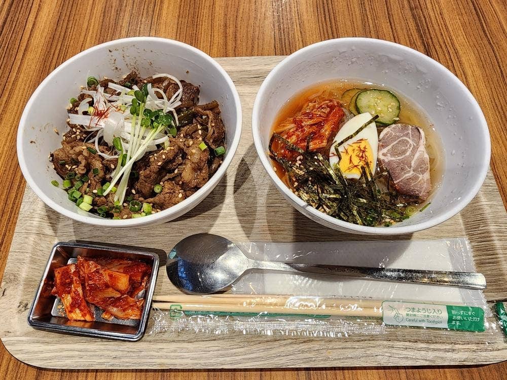韓国スープ専門店 Kim Soups コスギサードアヴェニュー店