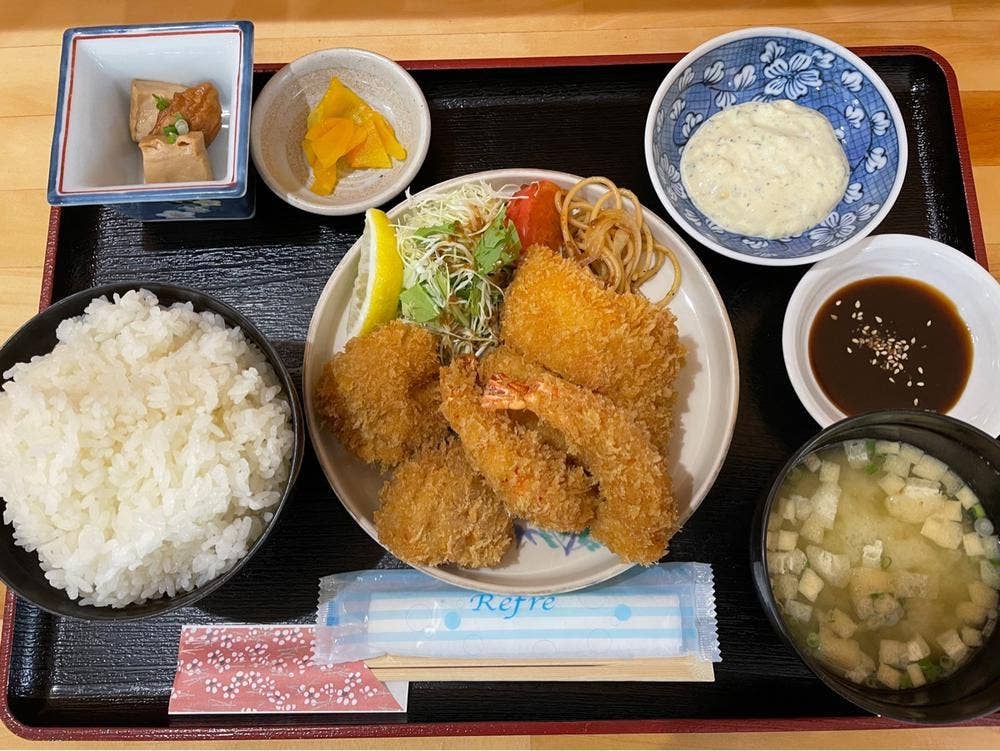 お食事処 彩