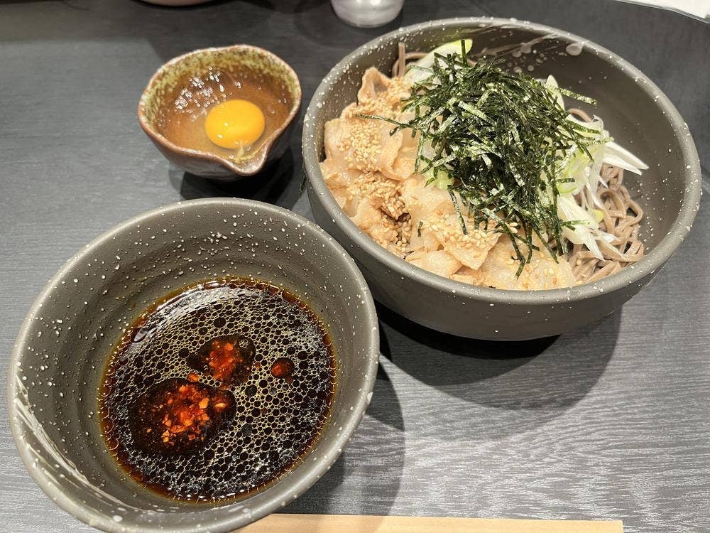 石寅2