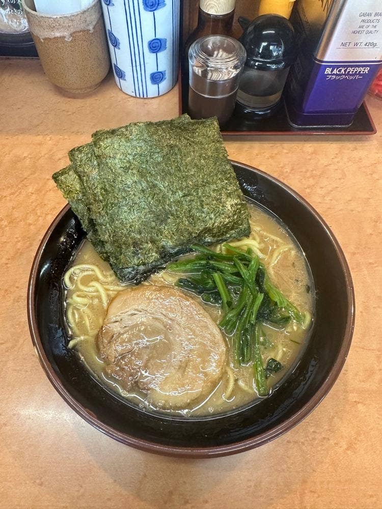 濃厚豚骨ラーメン こく丸