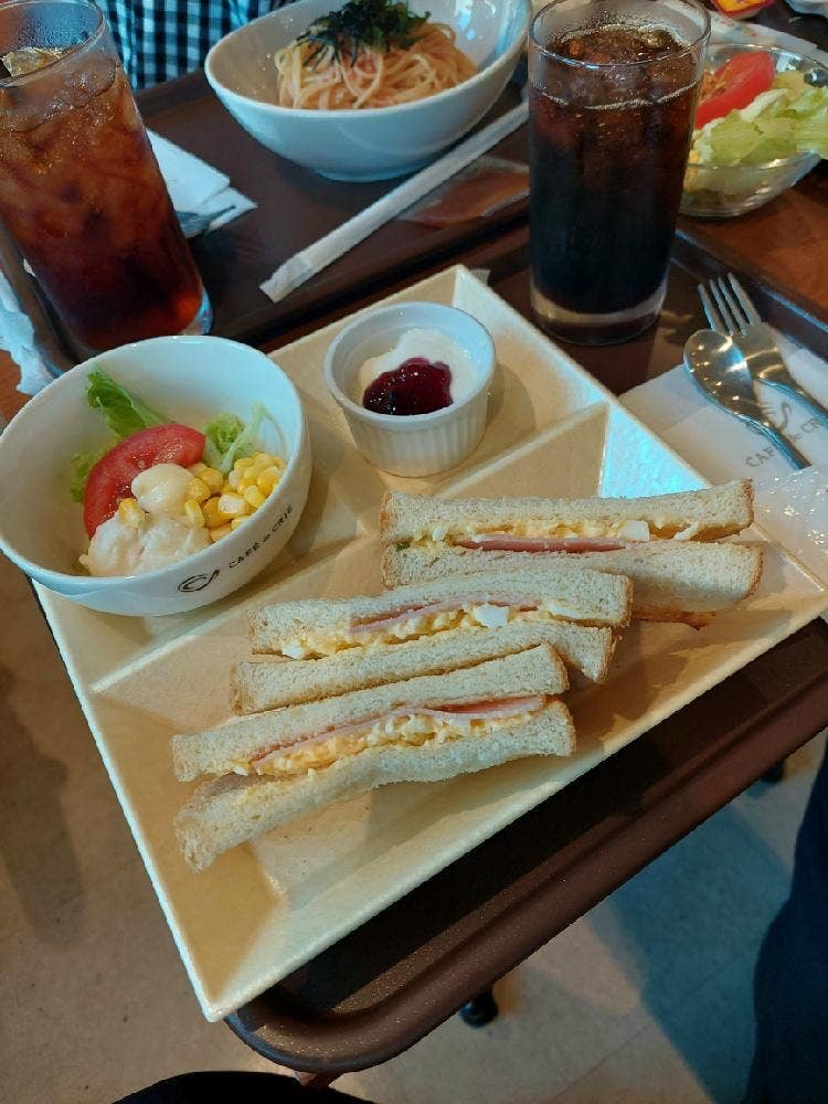 カフェ・ド・クリエ ホピタル 豊川市民病院店