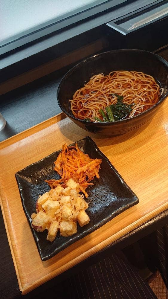 小諸そば 歌舞伎店