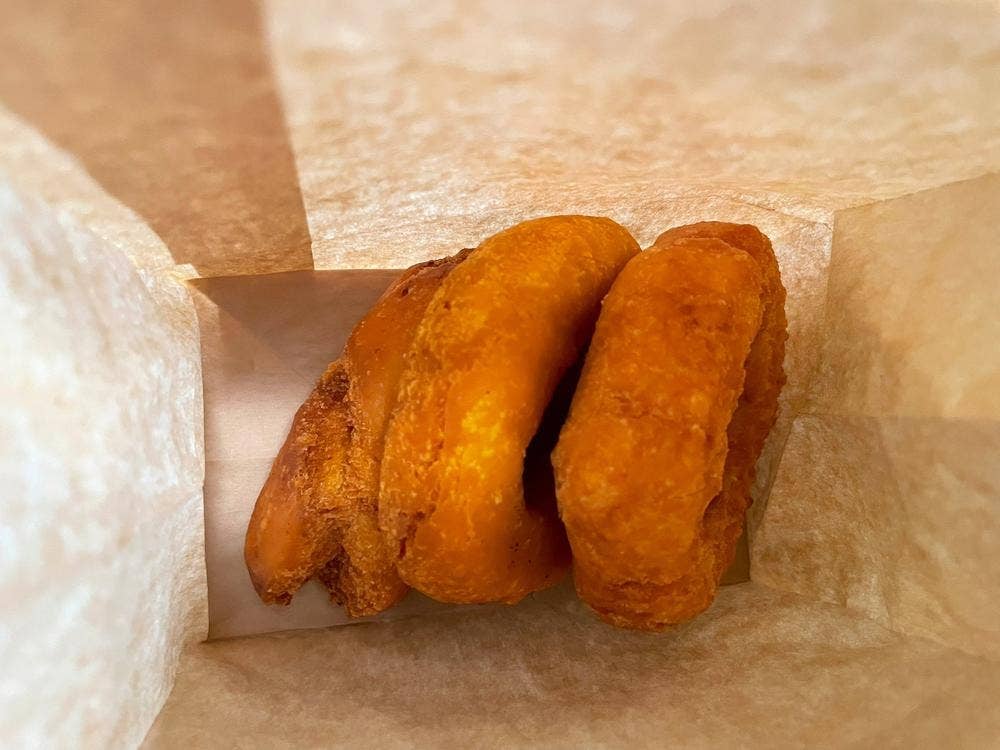 DONUTS&BAKED SWEETS hanauta
