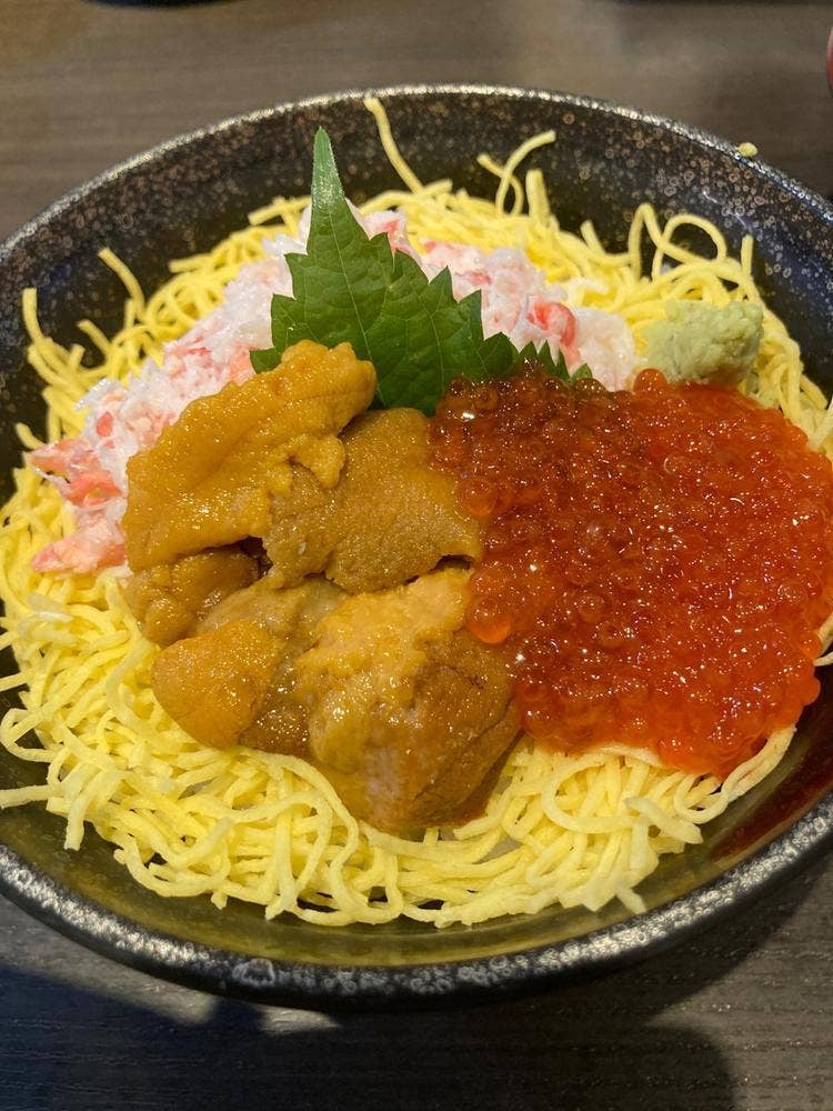 市場めし あまつぼ