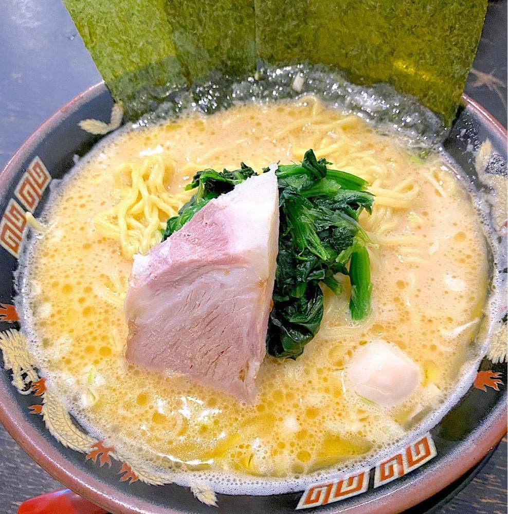 横濱家系ラーメン 神山 松屋町店