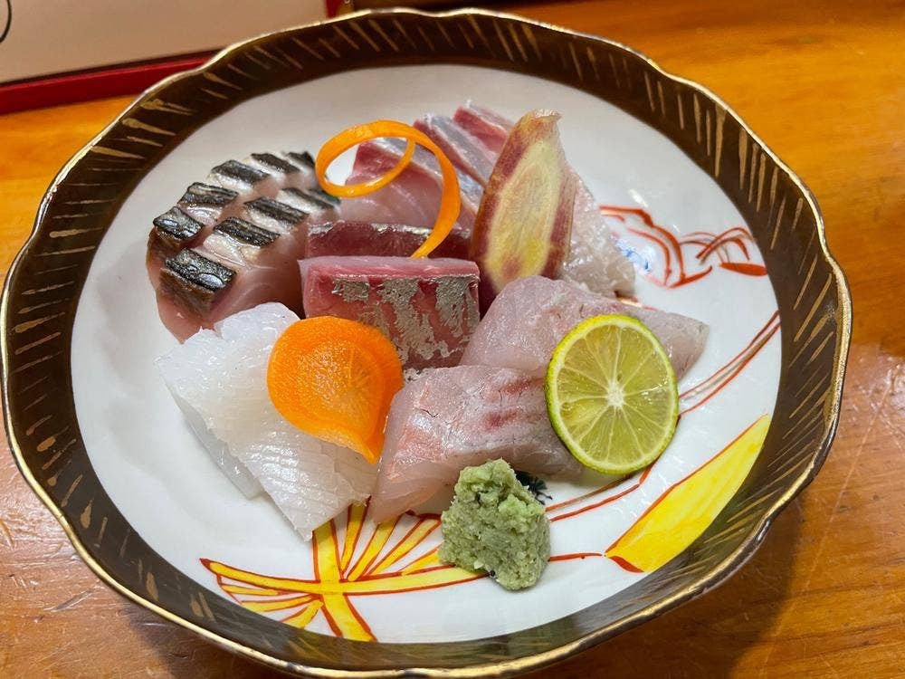 魚菜 もも
