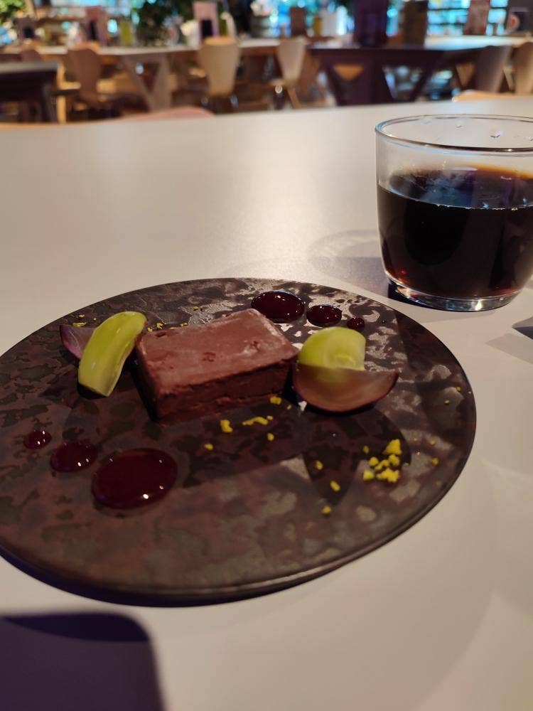 CROSS B PLUS RESTAURANT