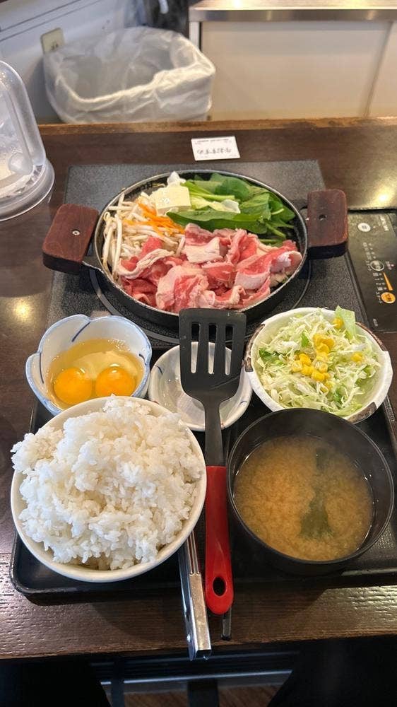 肉屋の正直な食堂 新宿御苑店