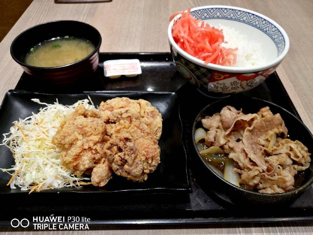 吉野家 博多バスターミナル店